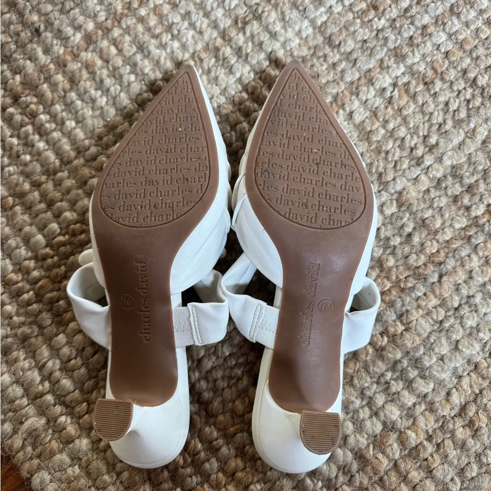 Charles David White Pointed Kitten Heels - Picture 4 of 5